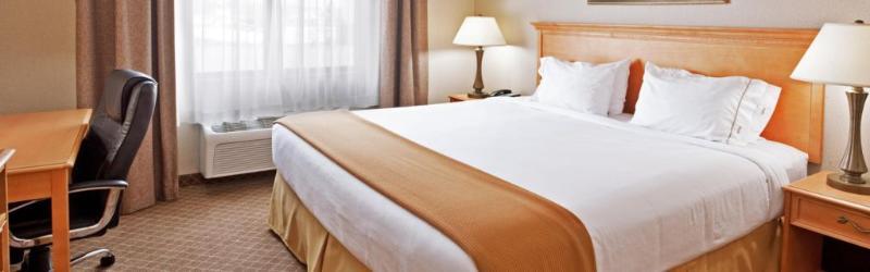Holiday Inn Express Hotel & Suites Chesterfield - Selfridge Area By Ihg Exterior photo